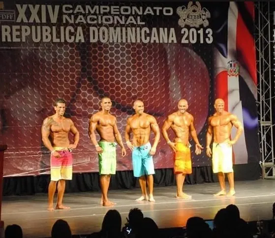 Marcos Feliz en su primera competencia, Mr. República 2013